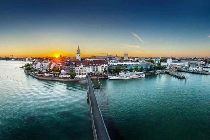 Blossom Apartment Garden View - Klimatisiert Friedrichshafen Exteriör bild